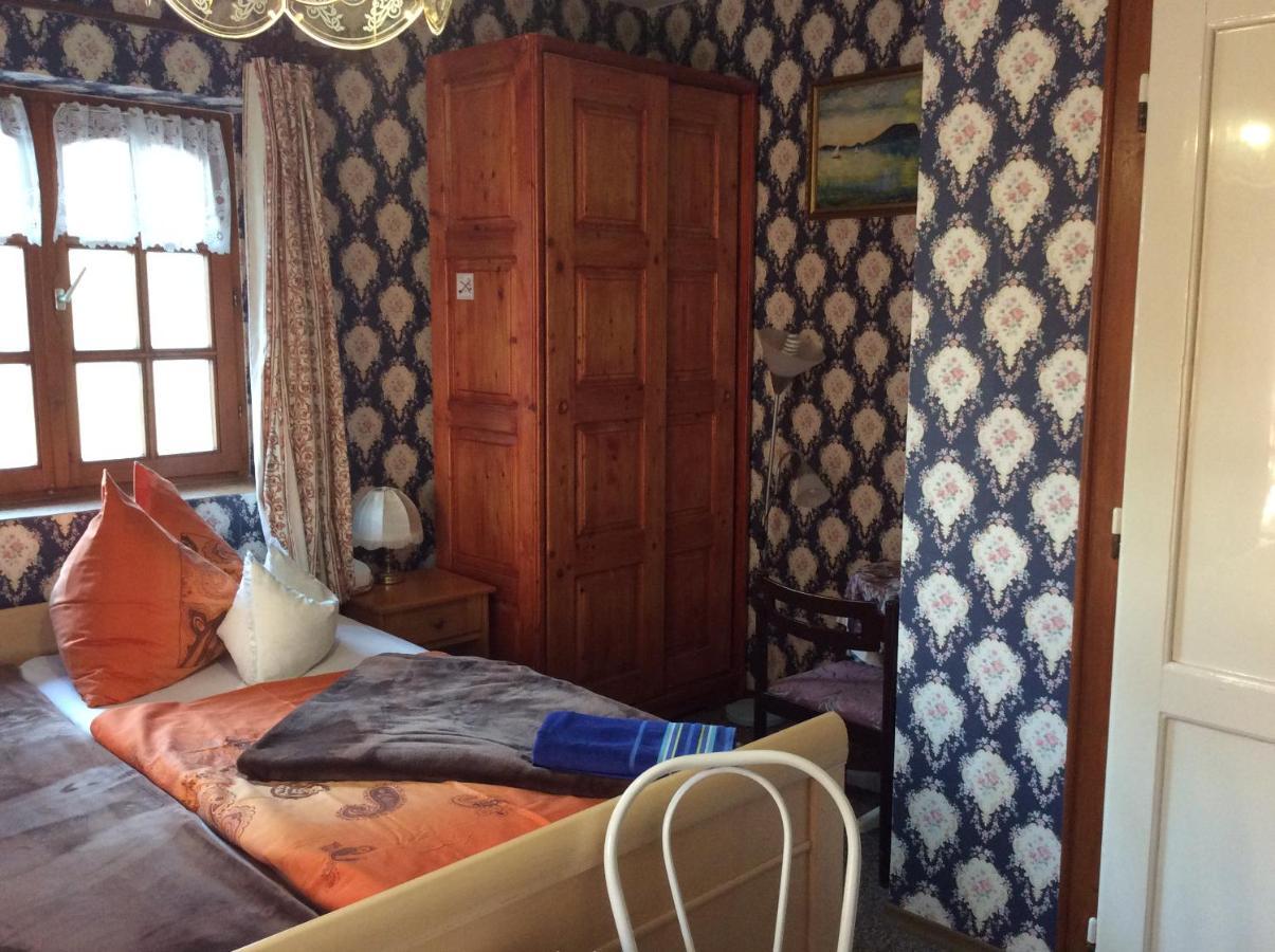 Ilona Kis Kastely Panzio Hotel Keszthely Bagian luar foto